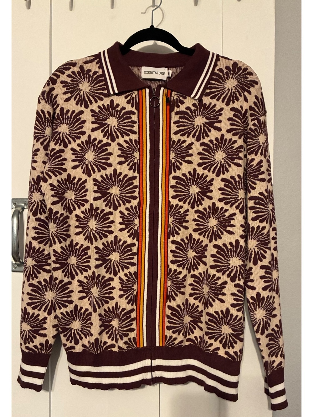 NWOT OXKNITSTORE Retro Floral Knit Zip Polo Sweater Maroon Cream Size L